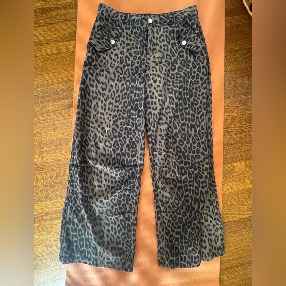 Leopard Denim Pants Jeans Forever 21 Size L
